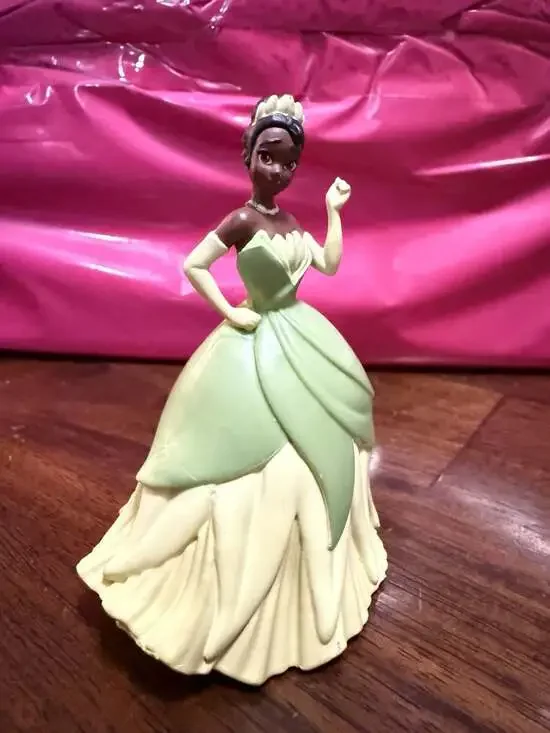 Disney The Princess and the Frog Tiana PVC Figure Cake Topper