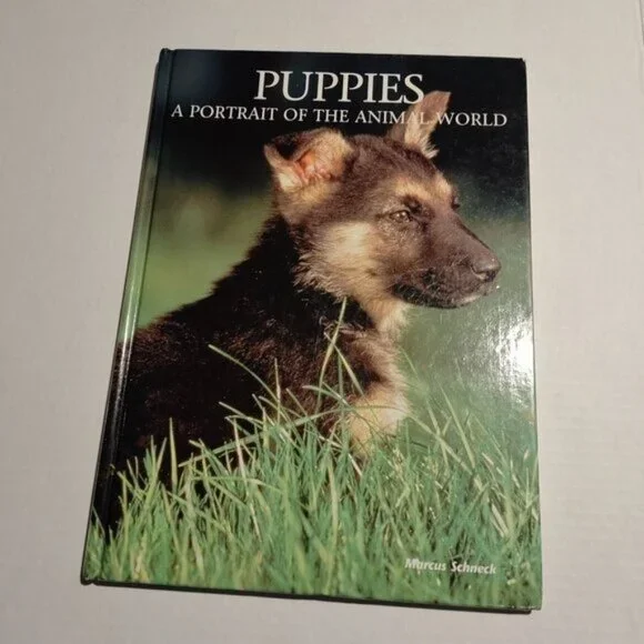 Puppies : a Portrait of the Animal World by Smithmark Staff-BOOK