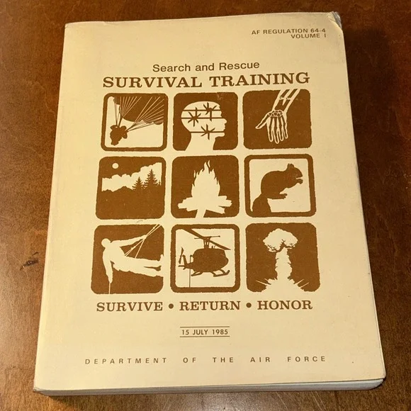 Search & Rescue Survival Training AF Regulation 64-4 Vol 1 US Air Force 1985 PB