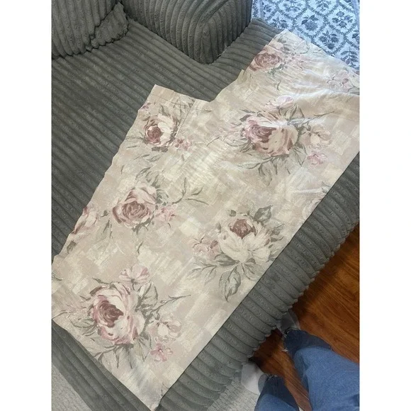 Vintage JCPenney Floral Roses Blouson Valance‎ 84 x 18 Roses Cottagecore Grandma