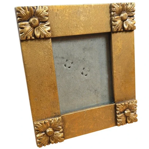 Picture Photo Frame Brass/Copper Tone 2x2.5 picture 4x4.5 Frame Flowers