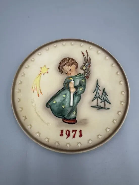 1971 Goebel Hummel Annual Collector Plate Angel Porcelain Germany Hum 264