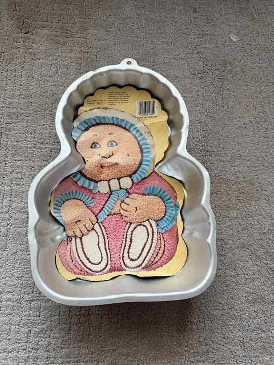 Baby-shaped Cake Pan in Pink and Blue - Unbranded Home Accent