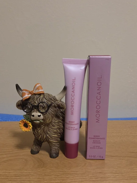 Moroccanoil Berry Pomegranate Lip Balm - Light Pink Tube