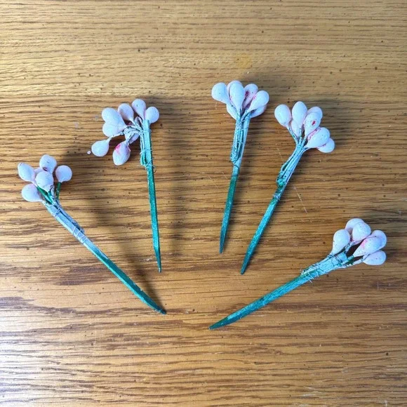 5 Piece Light Pink Berry Picks Stems Craft Floral‎ Arrangement Embellishment