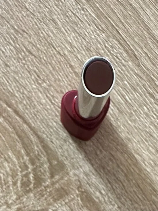 Marc Jacobs Beauty Heart On Soft Shine Lipstick in 105 Kinky Business warm brown
