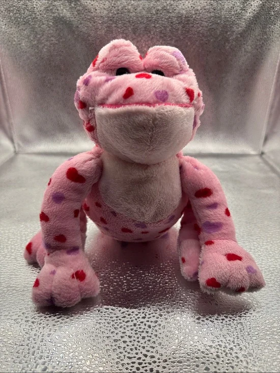Ganz Webkinz Retired Love Frog 2008