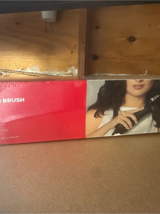 Red Heated Styling Brush for Women - Salon Hair Styler