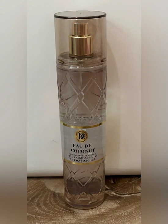 BATH & BODY WORKS EAU DE COCONUT FINE FRAGRANCE MIST 8 FL. OZ. NEW