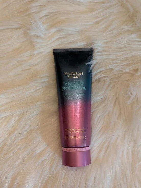 Victoria's Secret Velvet Bohemia Frangace Lotion 8 Fl Oz