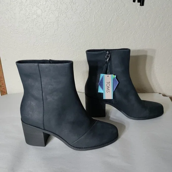 TOMS Marina Black Leather Ankle Boots Stacked Block Heel Side Zip SZ 10