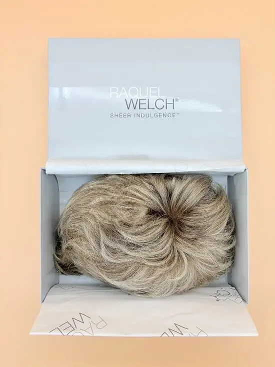 Raquel Welch Hairpiece Topper Blonde Tru2Life Heat Friendly Synthetic w/ Box