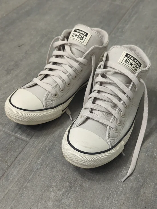 Converse Women's Sneakers in Light Gray Leather