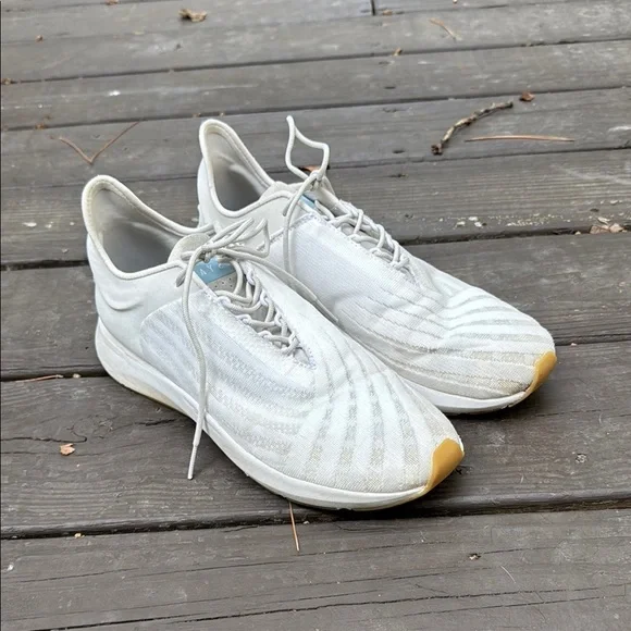 Saysh white womens One athletic shoe size 9.5 (no insoles)