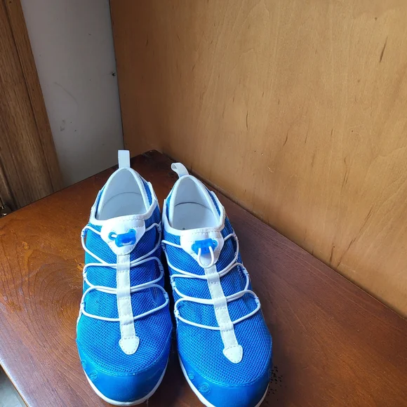 New Lands' End Blue and White Athletic Shoes for  Water Activities