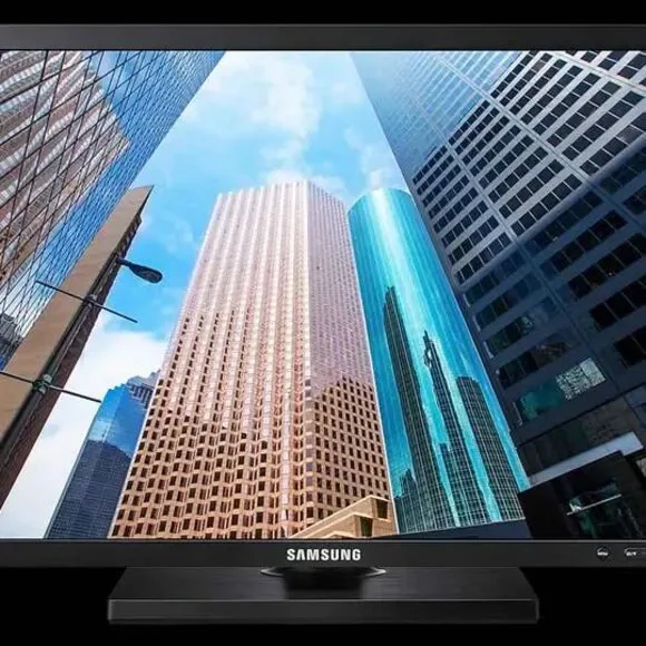 Samsung Business Advanced Business Monitor New in Box S24E650DW 24