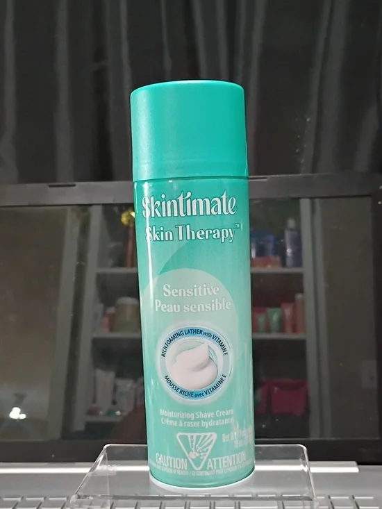 Skintimate Skin Therapy Sensitive Moisturizing Shave Cream - Teal