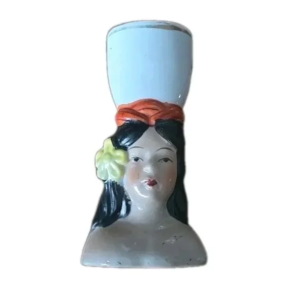 Vintage Hand Painted Made in Japan Unusual Beautiful Girl Figurine Vase 3.75”‎