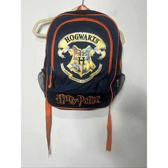 Harry Potter Hogwarts Vintage 2001 Crest Backpack Great Condition