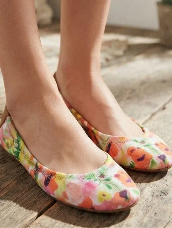 Ballet Summer Flats Size 7.5M  Emmie Floral Cottagecore Slip-on Elastic Travel