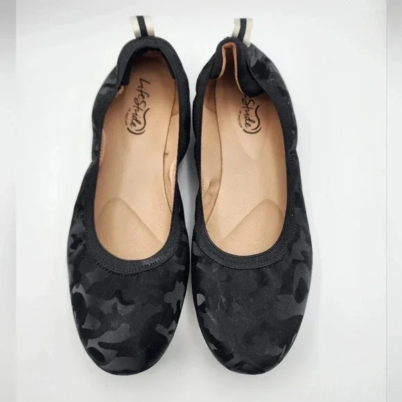LifeStride Women's Devoted Black Camo Slip-on Ballet Flat Size 9 Comfort Casual