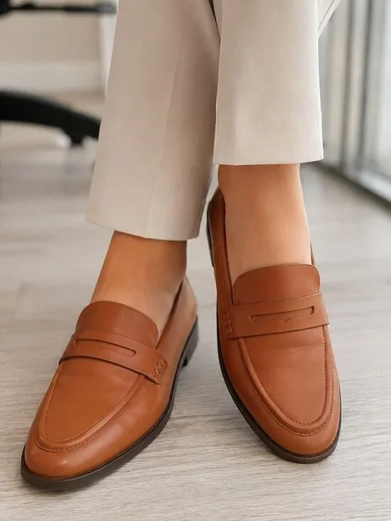 LOFT Brown Penny Loafers Slip On Flats Classic Preppy Business Casual Shoes Sz 8