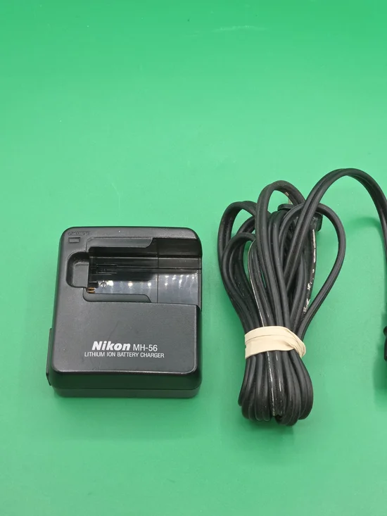 Nikon MH-56 Lithium Ion Battery Charger for Coolpix 8400 8600 Digital Cameras