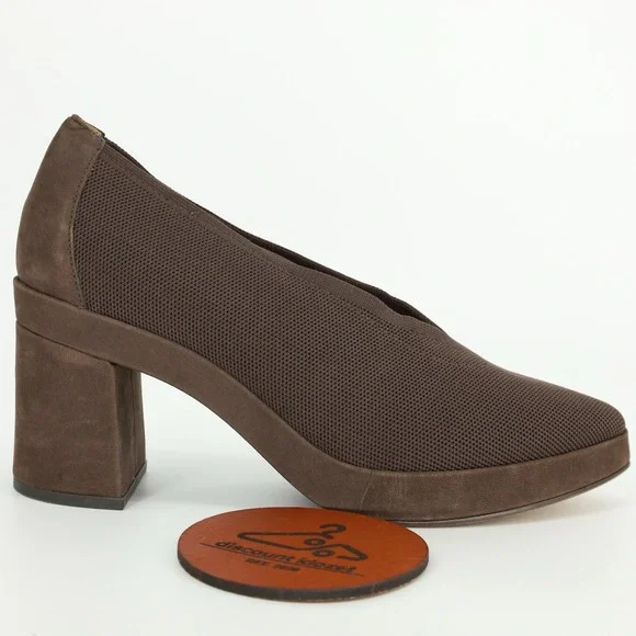 Eileen Fisher Signy Size 11 Stretch Pump Heel Chunky Block Heel‎ Brown Leather
