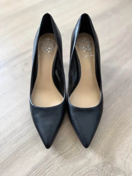 Vince Camuto Heels Black - 7.5