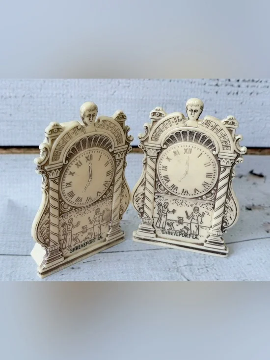 Ivory Decorative Clock Motif Wall Plaque - Ivory