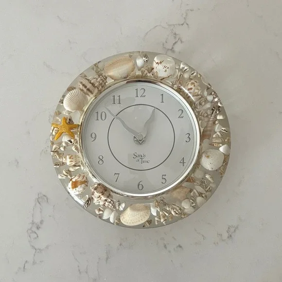 Vintage Sands of Time Lucite Seashell Wall Clock Retro Coastal Beach House Decor