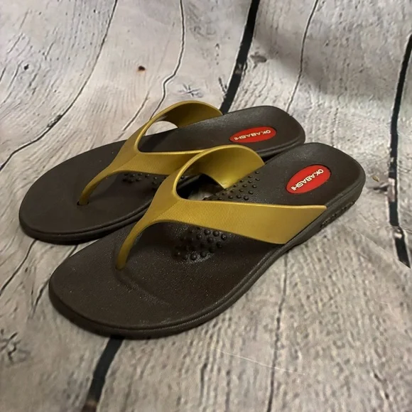 OKABASHI Women’s Maui Gold Thong Brown Flip Flop Beach Sandals Shoes EUC Size‎ M