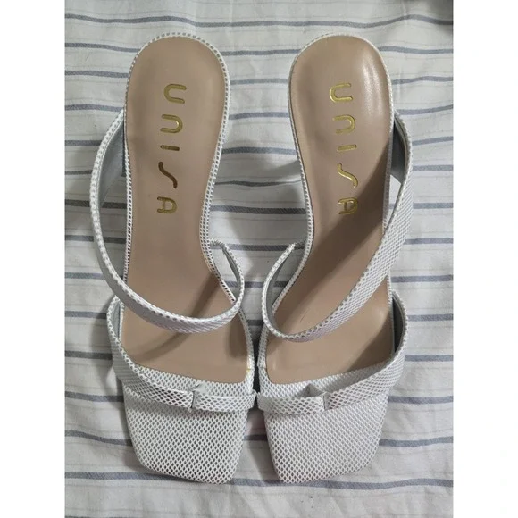 Unisa Women's White Silver Uncamia Kitten‎ Heel Pump Stiletto Sandals - 8M