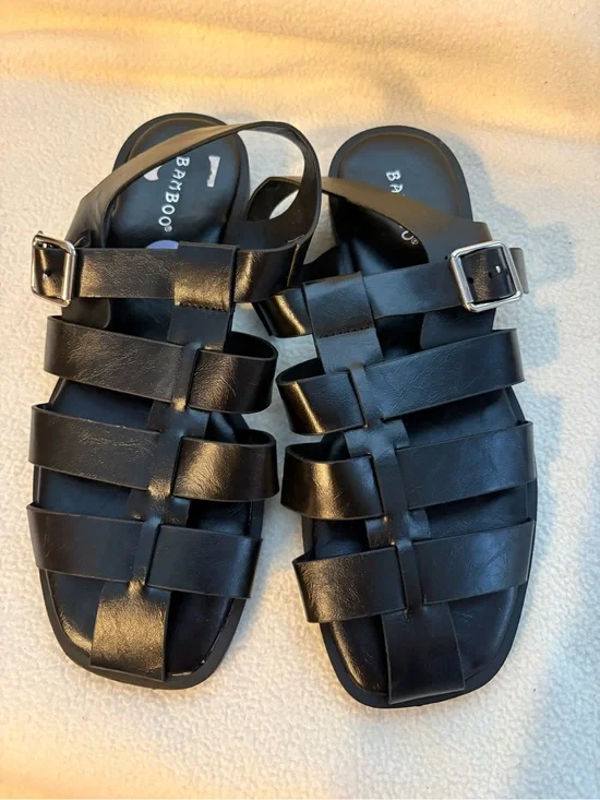 BAMBOO Men's Black Strappy Fisherman Sandals with Silver Buckles