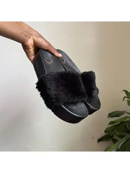 Black faux fur Cozy Platform‎ Slides size EU 39 / US 8