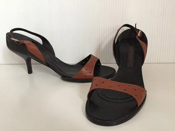 NWB. Beautiful Narciso Rodrigues  woman sandals. Made in. Italy. Size 6.