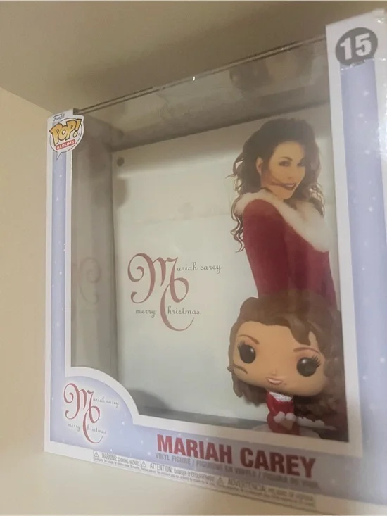 Holiday Pop! Vinyl Wall Art - Red & White