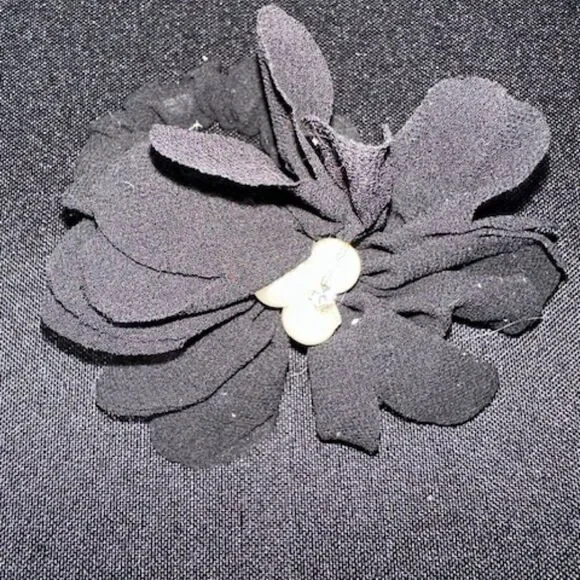 Black Flower Chiffon Scrunchie    -kids  7287  Handmade NWT Boutique