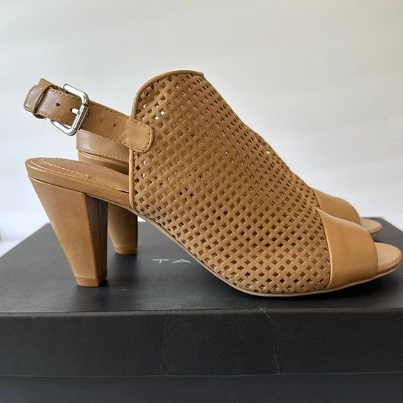 BNWB-Tahari Eloise Slingback Stacked Heel Sandal Size 7 1/2 Fawn