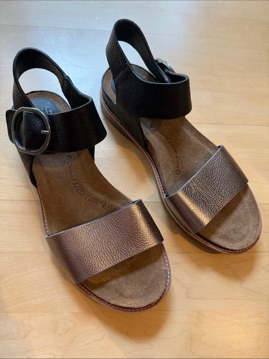Sofft Women’s Two-Tone Metallic Brown & Black Slingback Sandals - Brand New