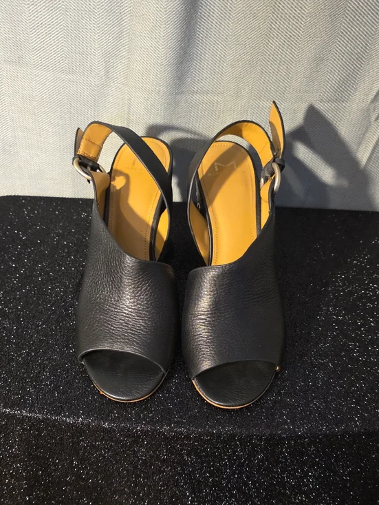 Marc Fisher Black Open-Peep Toe Slingback Sandals with Tan Insole