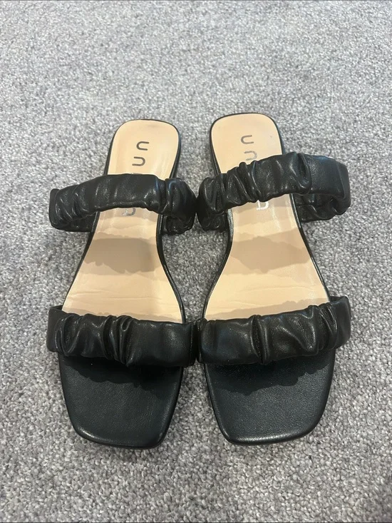 Unisa Black Ruched Double-Strap Slide Sandals