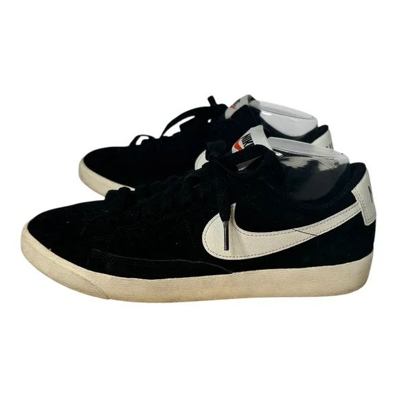 Nike Blazer Low SD Black Suede White Swoosh Women's Shoes Size 8.5‎ AV9373-001