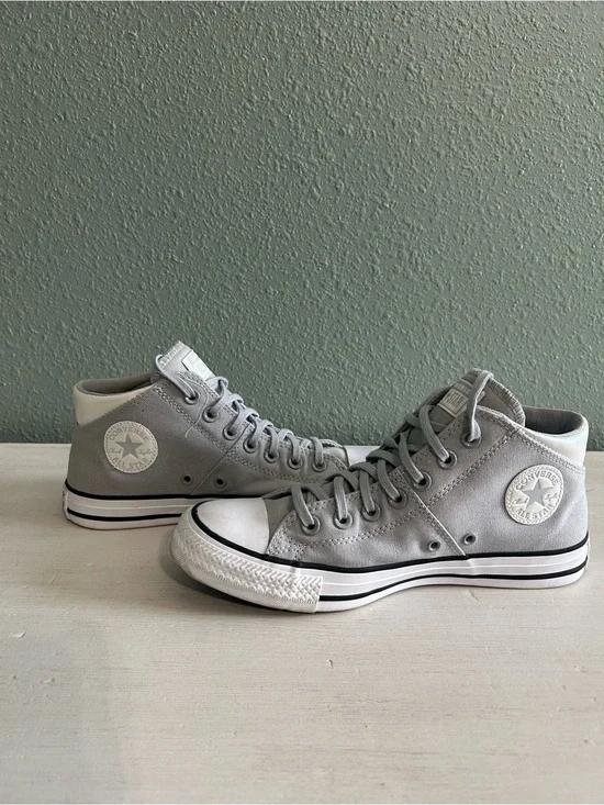 Converse All Star Madison Mid Top Sneakers - Silver/Gray Women’s Size 9