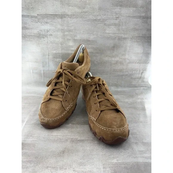 Skechers Relaxed Fit Suede Leather Sneakers Brown 44703 Women Sz 8 Lace Up Shoes