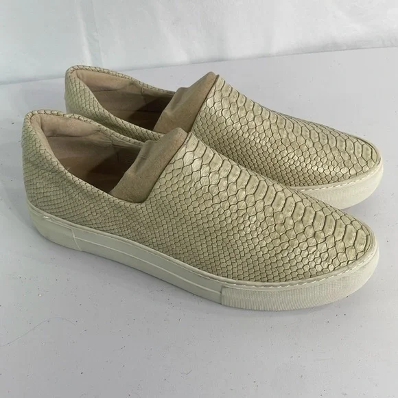 J/Slidew Arianalux embossed lux sneaker