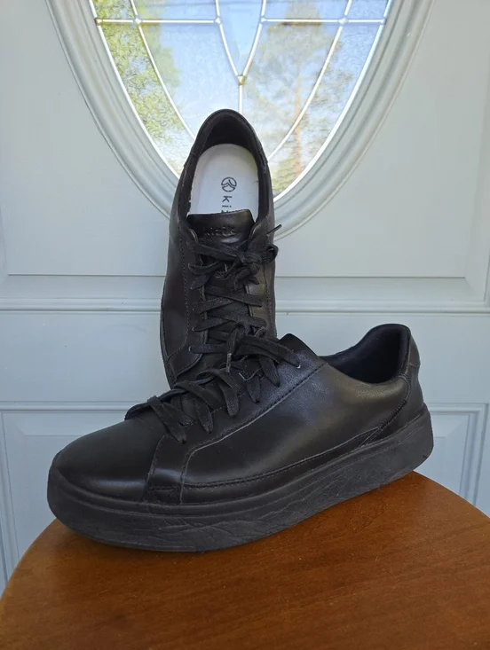 KIZIK Vegas Unisex Leather Sneaker Black