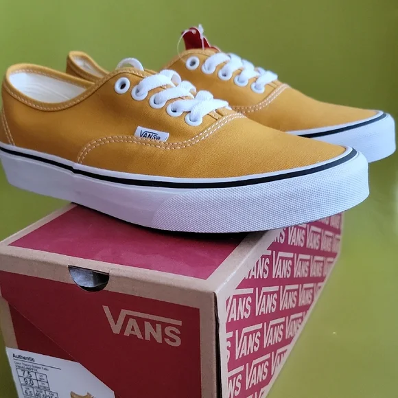 VANS Theory Golden Canvas Unisex Shoes with White Lace