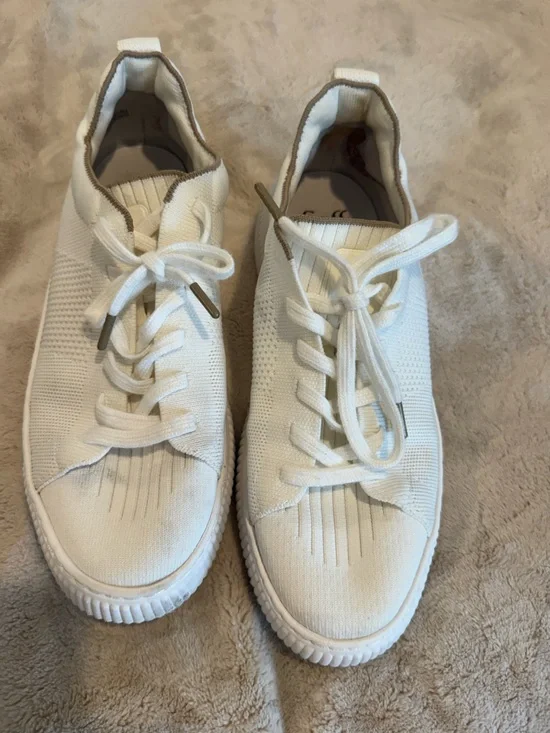 Sofft Faro Knit Mesh Low-Top Sneakers White Sz 9 Lightweight Arch Support