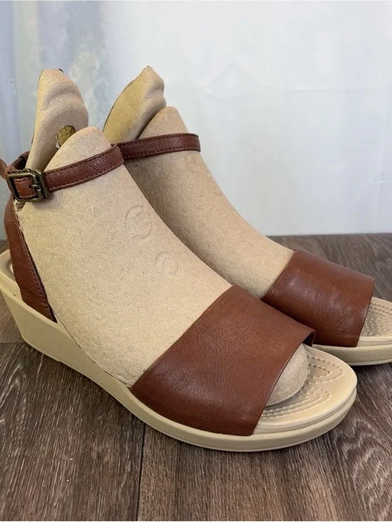 Crocs Sz 9 Leigh Ann Wedge Sandals Hazelnut Brown Leather Ankle Strap Heels